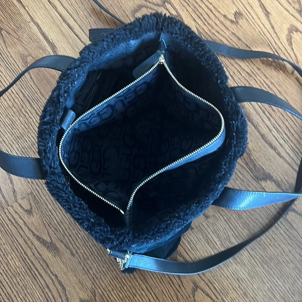 Ugg Australia Quinn Tote Suede Bag In Black - Picture 7 of 10